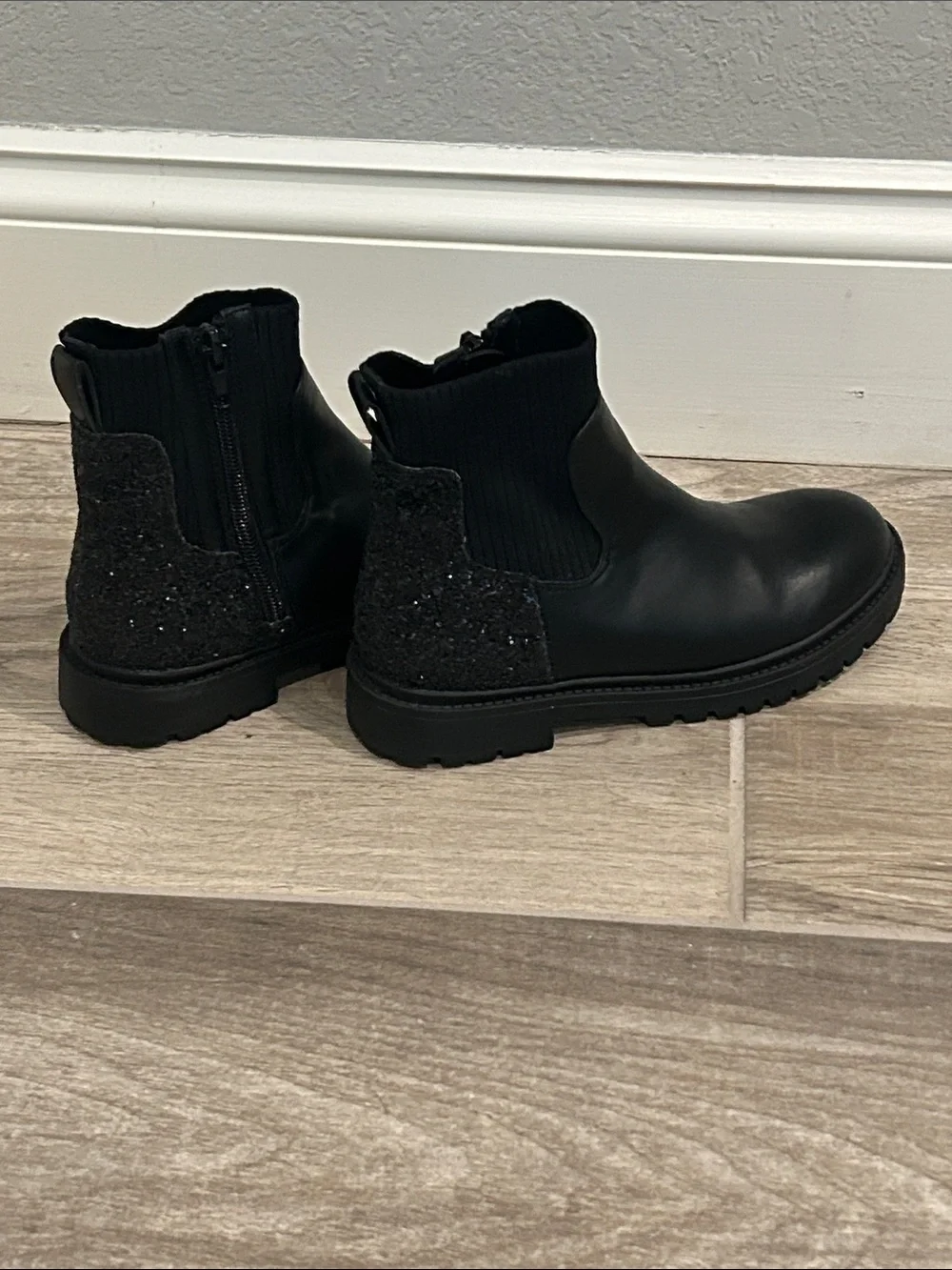 Steve Madden Black Glitter Back Ankle Boots for Kids